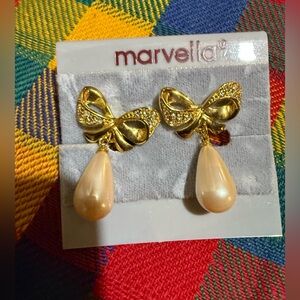Marvella Gold Pearl bow  Earrings